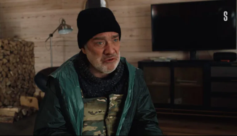 Момент из 4 серии 1 сезона